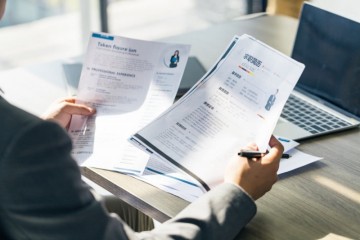 疫情下的武汉求职者换岗的忍了没跳的干起副业