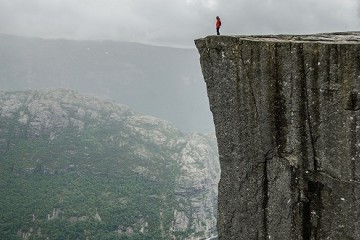 协鑫集成市值169亿却抛180亿出资计划钱从哪来