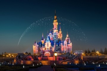 乐土封闭电影延期迪士尼与康卡斯特成难兄难弟