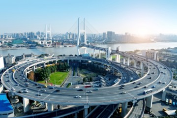 十项行动32条政策措施上海市提信心扩需求稳增长促发展行动方案发布
